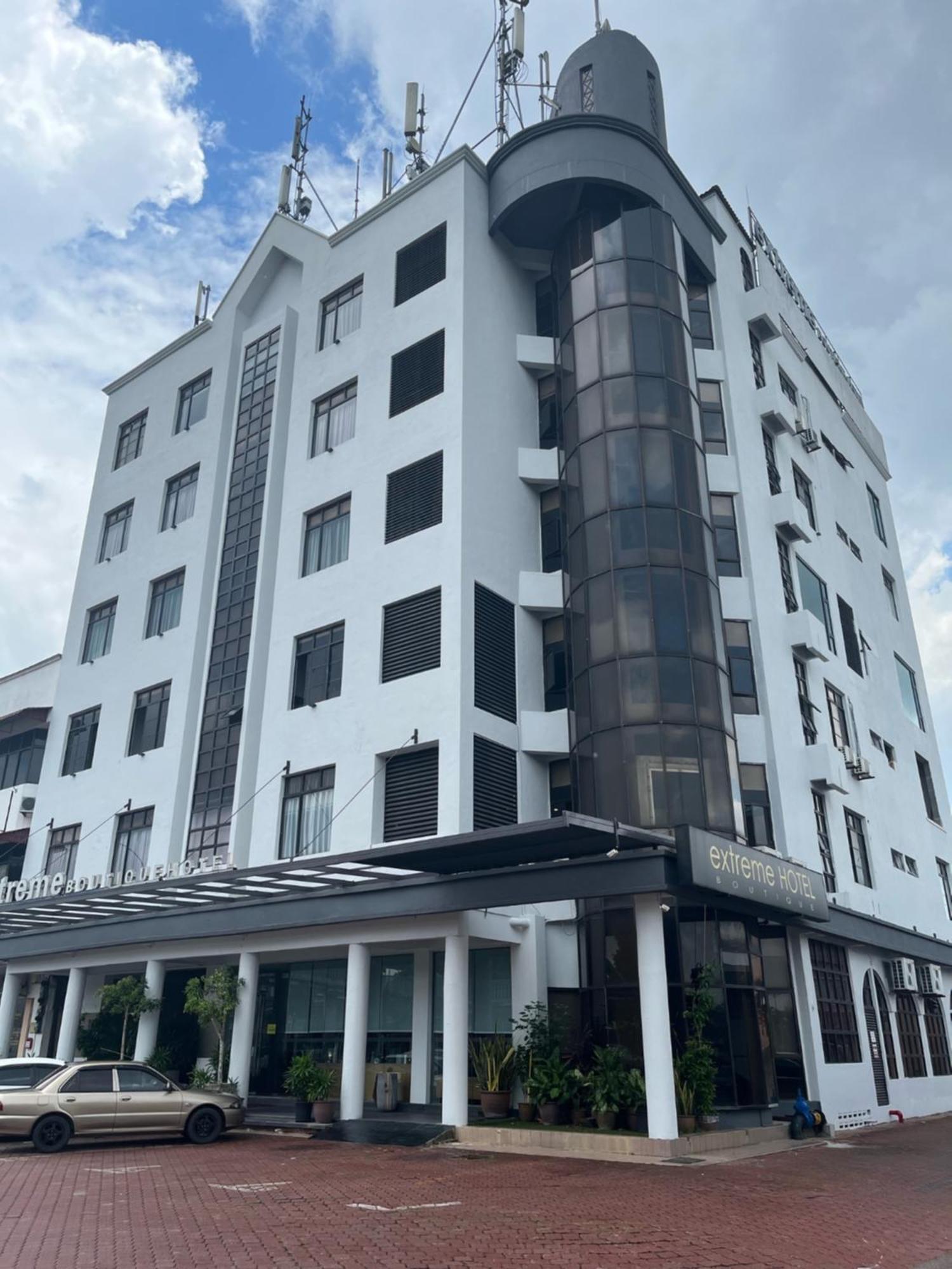 Extreme Boutique Hotel Клуанг Екстер'єр фото