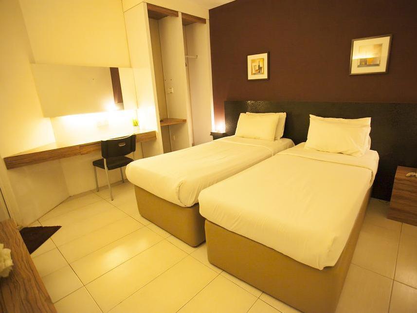 Extreme Boutique Hotel Клуанг Екстер'єр фото